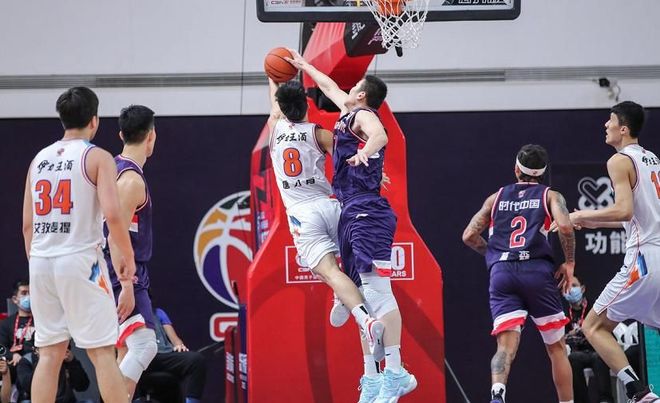 广西男篮分享战报常规赛第三轮主场不敌合肥男篮的简单介绍